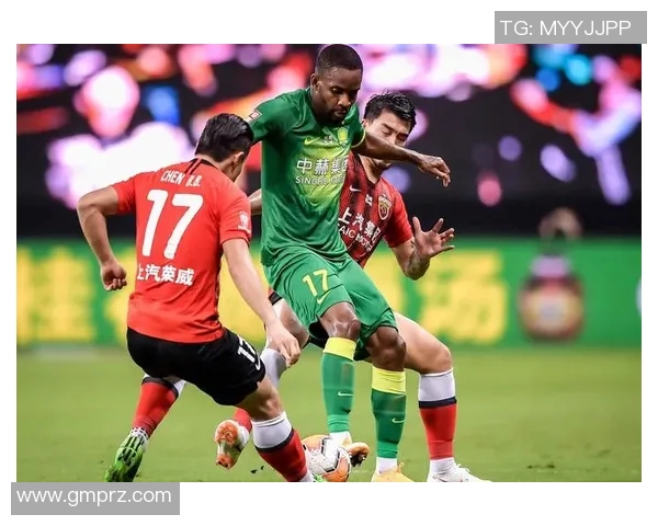 国安与上港激战在即球票抢购热潮席卷球迷心潮